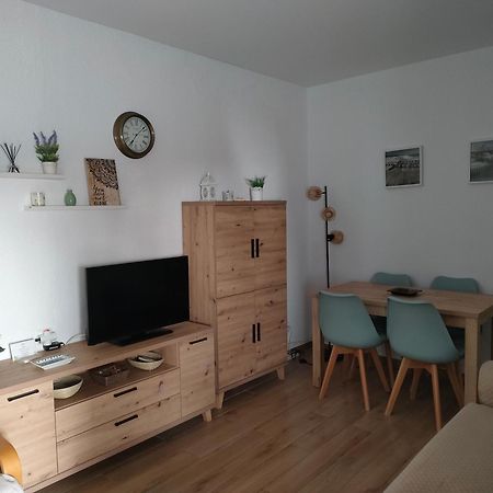 Puertacai Apartment โกนิล เด ลาฟรอนเตรา ภายนอก รูปภาพ