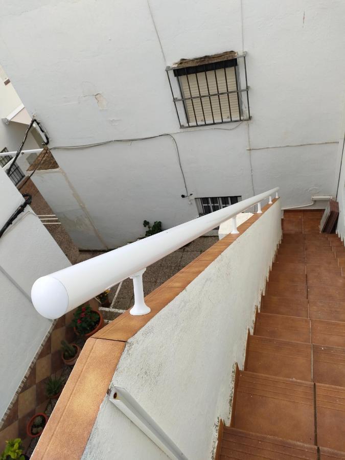 Puertacai Apartment โกนิล เด ลาฟรอนเตรา ภายนอก รูปภาพ