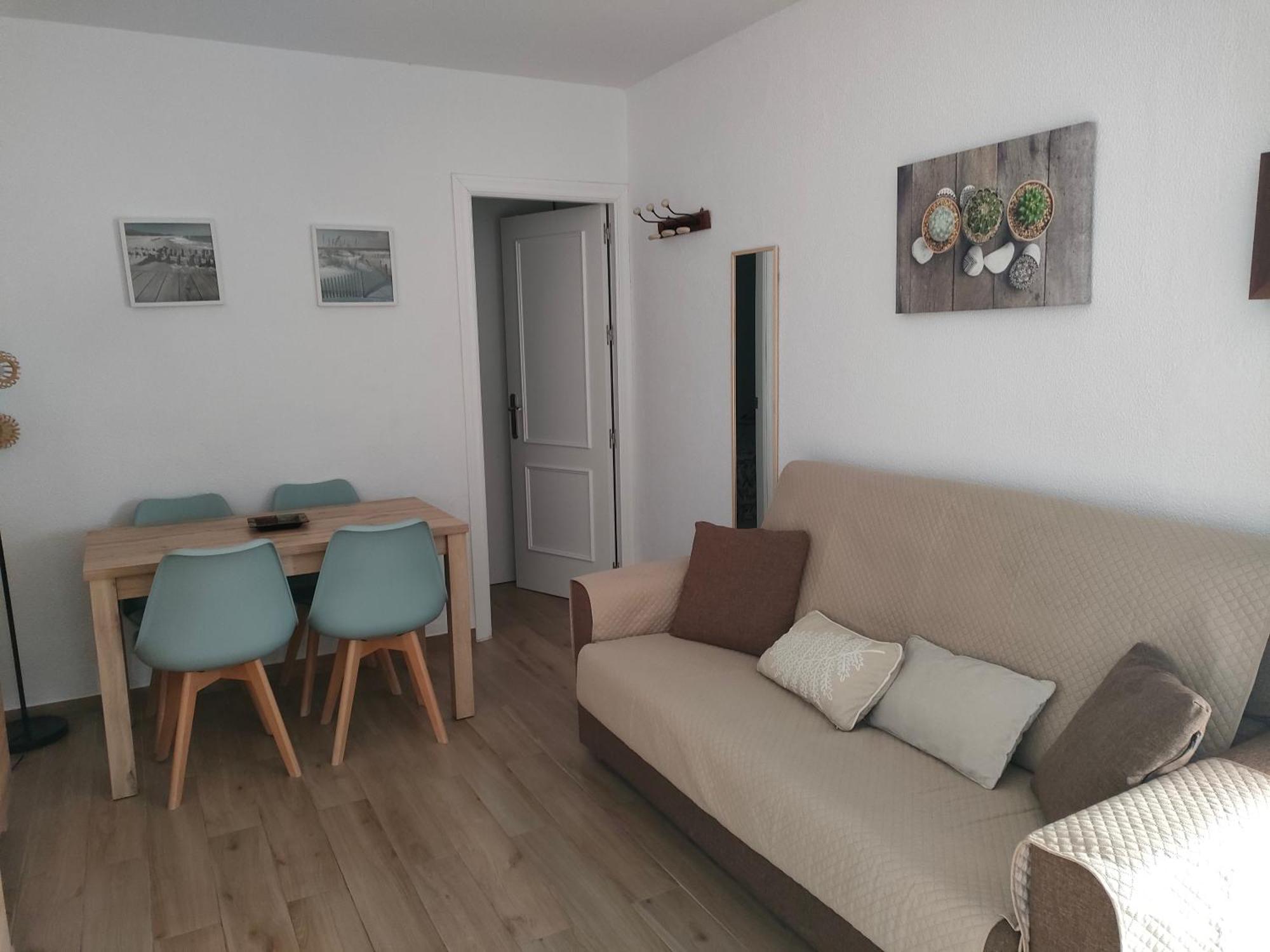 Puertacai Apartment โกนิล เด ลาฟรอนเตรา ภายนอก รูปภาพ