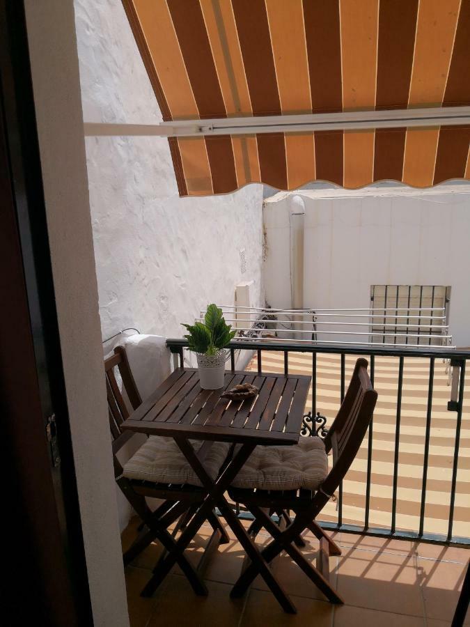 Puertacai Apartment โกนิล เด ลาฟรอนเตรา ภายนอก รูปภาพ